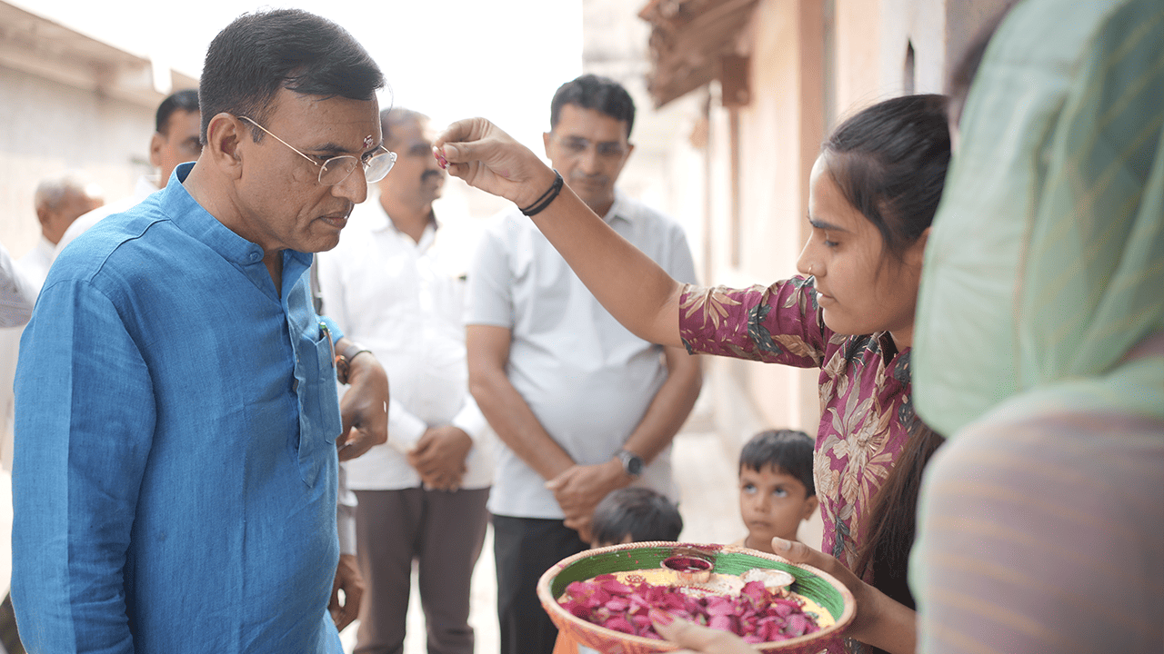 Community Family Circle